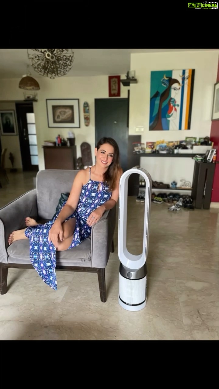 Preeti Jhangiani Instagram - When I felt it’s time for a replacement , the new #dyson 360 degree glass HEPA + Carbon air purifier filter is the one I chose ! Made from borosilicate microfibers pleated hundreds of times, they capture particles as small as allergens and viruses1. And because they’re fully sealed, dyson filters trap pollutants, rather than leaking them back into the room. @dyson_india #dysonfilter #dysonindia #dysonairpurifier @anagha289
