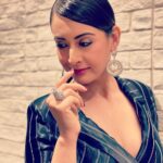 Preeti Jhangiani Instagram - Wondering what Saturday has in store @gentleman_gaga @aquamarine_jewellery