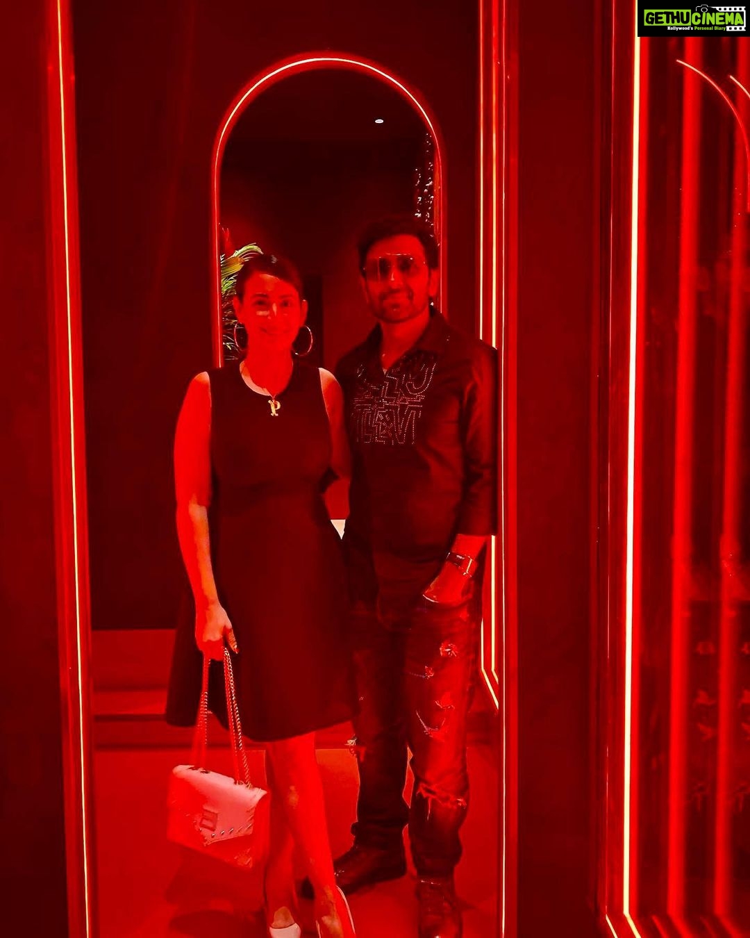 Preeti Jhangiani Instagram - Great bday eve hosted by wifey @jhangianipreeti at @akinamumbai Thank you everyone for your love and wishes 🙏🏻✌🏻 Akina Contemporary Japanese Restaurant and Bar