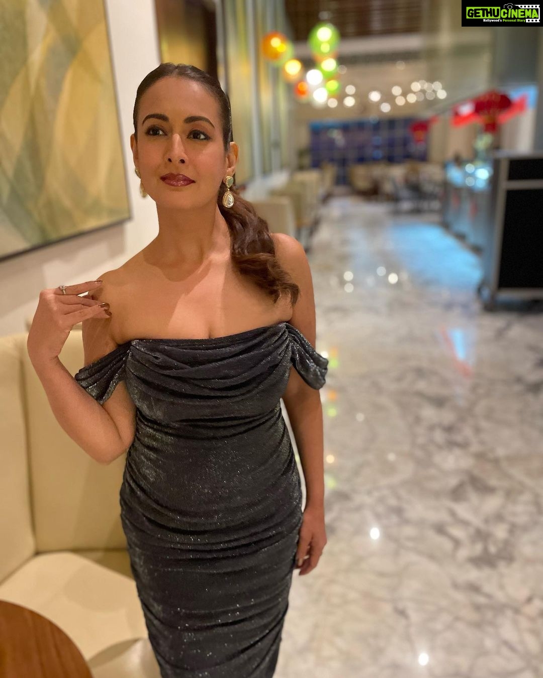 Preeti Jhangiani Instagram - If you change the way you look at things .. The things you look at change - Wayne Dyer Dubai - UAE