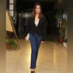 Preeti Jhangiani Instagram - Posted @withregram • @viralbhayani Looks like Preeti Jhangiani is all set to get back to the silver screen with a bang… She’s already bagged the title role in director Avinash Gupta s next MAHAPAUR, to be shot entirely in real locations in Lucknow , wonder what’s next #preetijhangiani @jhangianipreeti