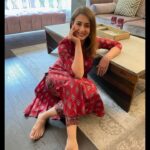 Preeti Jhangiani Instagram - Wearing handcrafted happiness and taking Indian fashion to the world. Currently crushing on this gorgeous ensemble by @fabneststudio