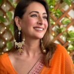 Preeti Jhangiani Instagram - Happiness is an inside job Thank you Maryam Khan @zevar.foryouforever for these customised Chandbalis #earrings #indianwear #chandbaliyan