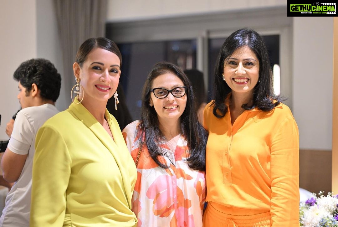 Preeti Jhangiani Instagram - What a fantastic evening with @aabhabakaya and the awesome ladies of @ladieswlead at the Titan’s only soirée @lodha_luxury , where we discussed challenges and experiences as women leaders in sport alongside the fantastic @vitadani7 and our @propanjaleague champ @thearmwrestlergirl Thank you @thearmwrestlergirl for the fun Panja challenge at the end ! #ladieswholead #womenpower #womenempoweringwomen #armwrestling #armwrestlingleague #propanjaleague #preetijhangiani #sport #womeninsport #womeninsports Lodha Ciel