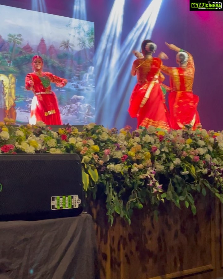 Preeti Jhangiani Instagram - Many congratulations to @sujay.jairaj ,@minalthacker and the entire Jairaj and Gundecha families at the inaugural event of the absolutely world class Methibai Devraj Gundecha’s Chatrabhuj Narsee School @amanorapune @chatrabhuj.narsee.school #fromknowledgetolife @dabasparvin