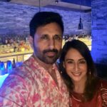 Preeti Jhangiani Instagram - Nakli Shooting Shaadi khatam….Now only Biwi No.1 ;) @jhangianipreeti @hakkasanmumbai . . . . . . . . . . . . . . . . . . . . . . . . . . . . . . . . . . _____ #happyanniversary #happyanniversary❤️ #couples #preetijhangiani #couplegoals #couplegoals❤ #couplephotography Hakkasan Mumbai
