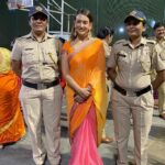 Preeti Jhangiani Instagram - What an honour to be a part of the Jagtik Mahila Diwas - Aadar Aadishakticha- Sanman Nirbhayacha for the exceptional ladies of the Bandra Police force , who have also received the Best Nirbhaya team Award! @mumbaipolice #mumbaipolice #bandrapolice #jaihind #femaleforce