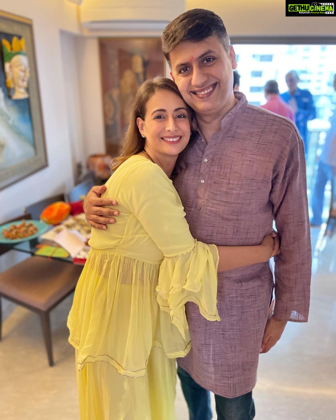 Preeti Jhangiani Instagram - The #rakhi celebrations continue! Thank you @kirancooladvani and @advanibhagwan for the beautiful evening!