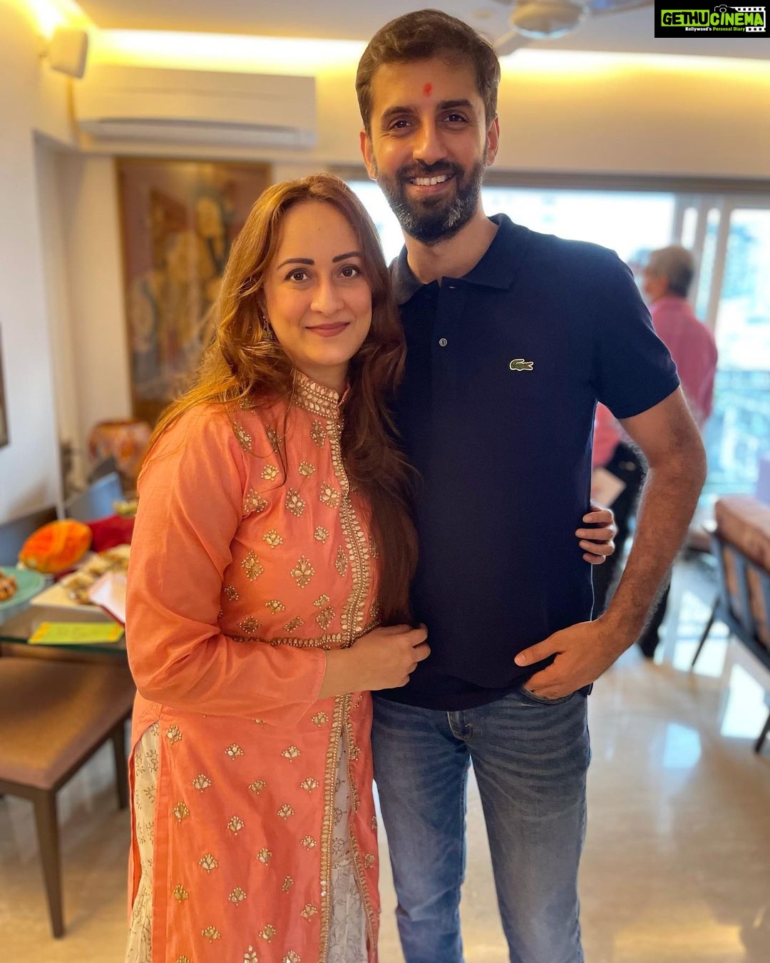 Preeti Jhangiani Instagram - The #rakhi celebrations continue! Thank you @kirancooladvani and @advanibhagwan for the beautiful evening!
