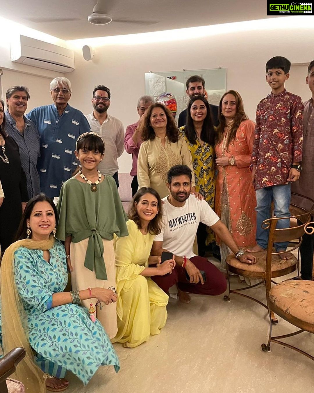 Preeti Jhangiani Instagram - The #rakhi celebrations continue! Thank you @kirancooladvani and @advanibhagwan for the beautiful evening!