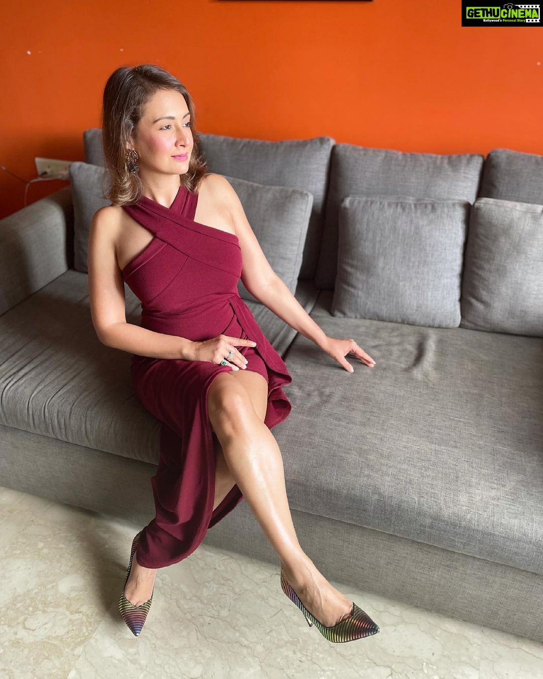 Preeti Jhangiani Instagram - When in doubt… dress up ! Thank you @stichbystichh for this perfectly fitted outfit! Love it!