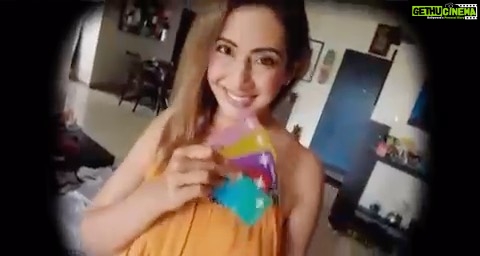 Preeti Jhangiani Instagram - Dance those blues away with the @lanistar chrome payment card Register now! #linkinbio #ad
