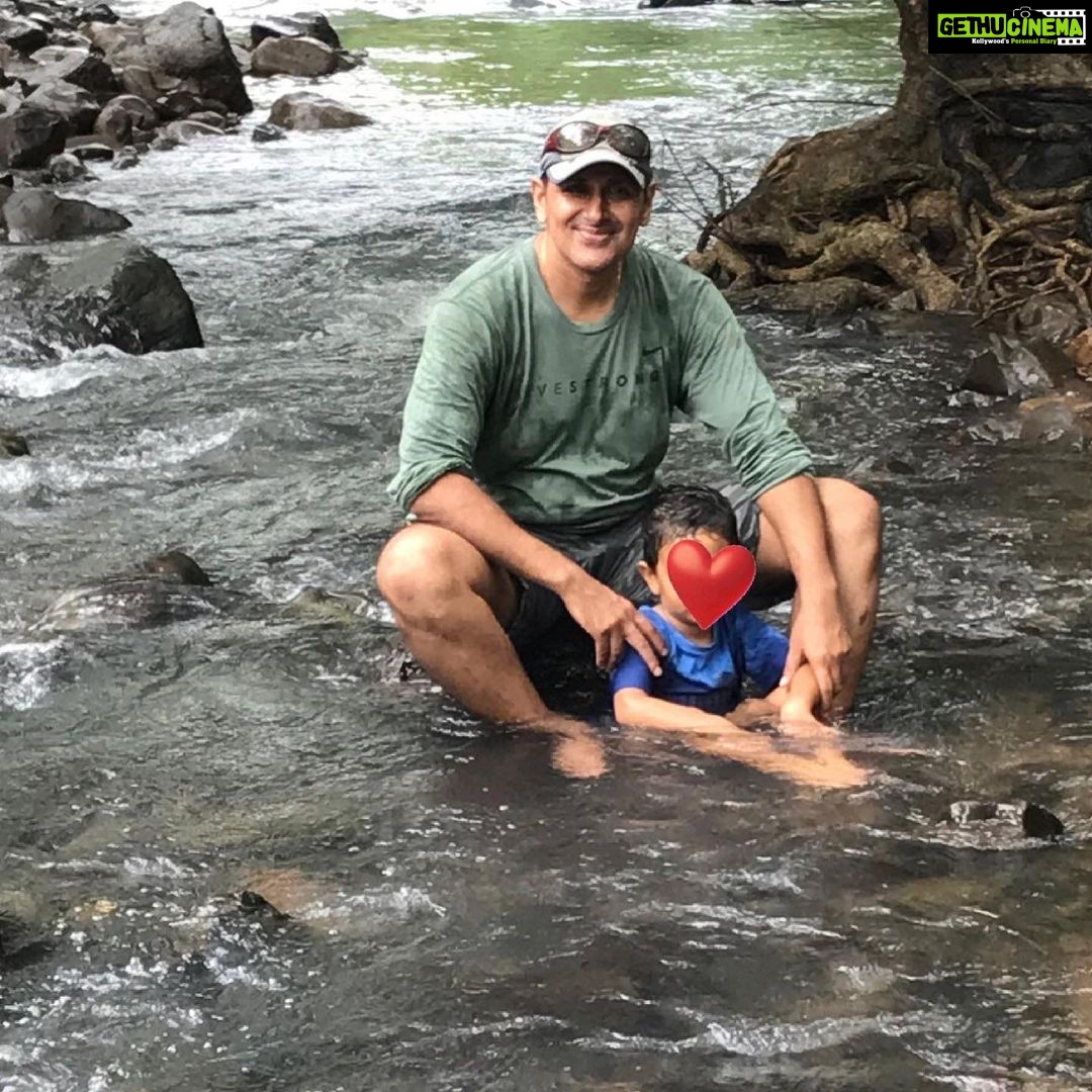 Preeti Jhangiani Instagram - Happy Father’s Day to the only one who can make them swim in the sea, go for long treks, do burpees, push ups, pull ups, skips ,write essays, edit videos and all those things that only super dads can do! @dabasparvin we love you and miss you! Come back soon🥰