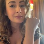 Preeti Jhangiani Instagram - Main to chahta hoon hamesha Masson bane rehna, Lekin yeh zindagi hai , samajhdar kiye jaati hai Gulzar Goa Marriott Resort & Spa