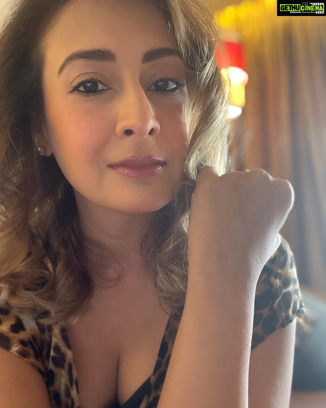 Preeti Jhangiani Instagram - Main to chahta hoon hamesha Masson bane rehna, Lekin yeh zindagi hai , samajhdar kiye jaati hai Gulzar Goa Marriott Resort & Spa