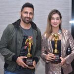 Preeti Jhangiani Instagram - Honoured to receive the #award for working towards the right to equality and Non- discrimination from @megafoundation_ #makeearthgreenagainmega #mega #megaachieversaward