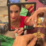 Preeti Jhangiani Instagram - Back on set …. Make up @udayshirali104 Hair @sushmachavan2810