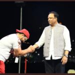 Preeti Jhangiani Instagram - Thank you #ashishshelar ji for being there and for supporting @propanjaleague and all the athletes! @dabasparvin #propanjaleague #armwrestler