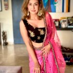 Preeti Jhangiani Instagram – Getting ready for the festive season in @nidhiinfinityfashion 
Thank you for this vibrant look ❤️