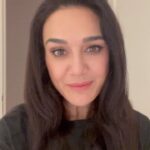 Preity Zinta Instagram - Hi everyone, I am delighted on the listing of @kamdhenu_paints under the aegis of Kamdhenu Ventures Limited on the stock exchanges and I congratulate all for achieving this milestone. Happy to be a part of Kamdhenu Family and my best wishes on this achievement. The Colours got one shade brighter today. Congratulations…. Kamdhenu Paints दिल के रंग दीवारों पे #KamdhenuPaints #DilKeRangDeewaronPe