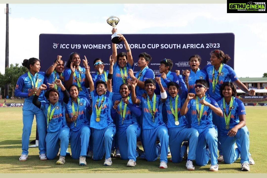 Preity Zinta Instagram - Congratulations to the Indian women’s U19 cricket team & the entire support staff staff for winning the World Cup🌎🏆🇮🇳 So proud of these trailblazing girls in blue. First the Womens’s IPL & now this amazing news. Things will only get better from here. Take a bow @indiancricketteam 👏 #U19T20WorldCup