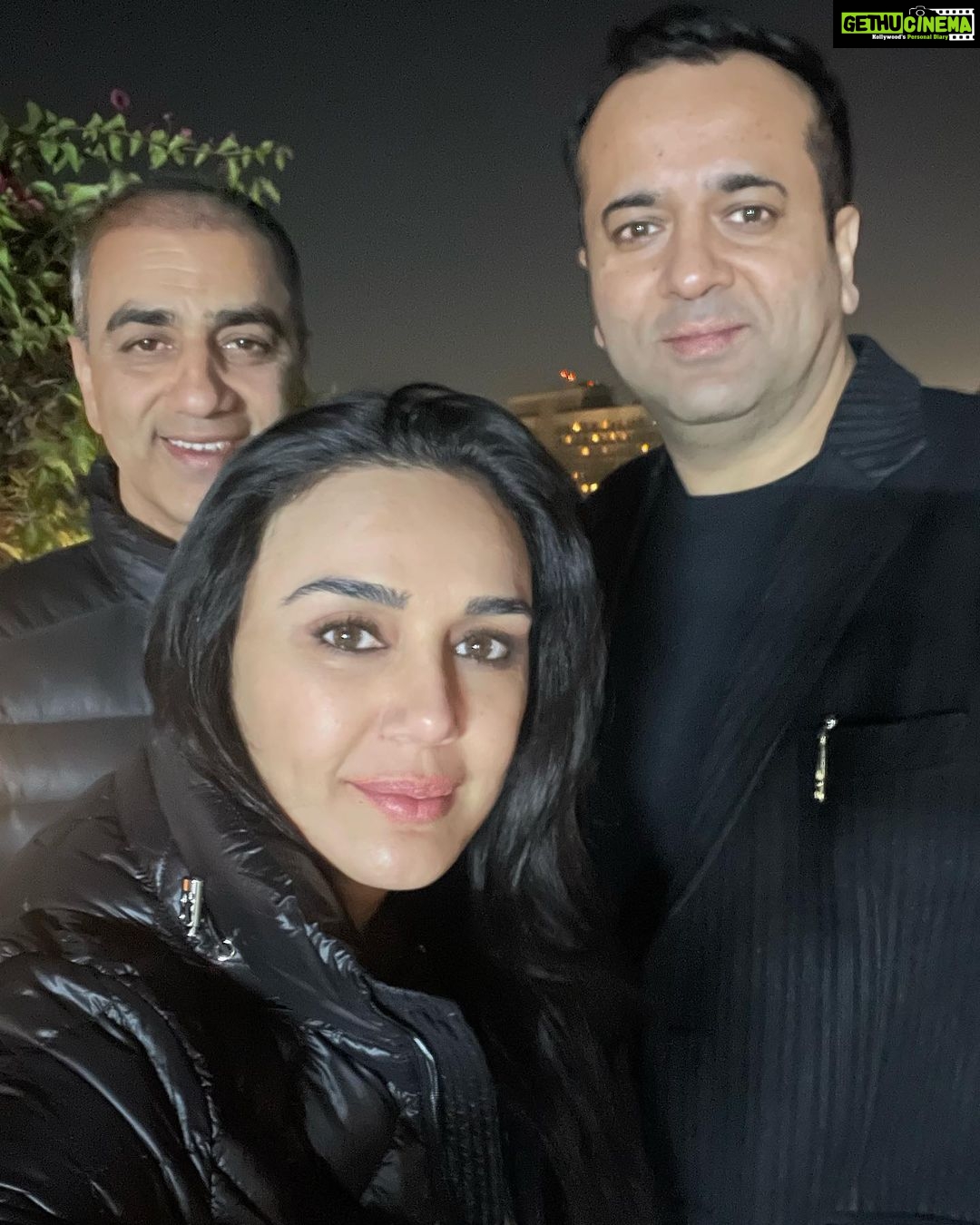 Preity Zinta Instagram - Bhai Bhai ❤️❤️ #ting