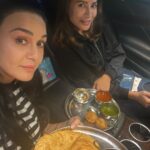 Preity Zinta Instagram - It’s not possible to be in Delhi and miss out on yummy street food. Here’s to Pani puri, papdi chaat & chole batureh 😋 #besties #yummy #delhifood #delhidiaries #ting ❤️ Delhi, India