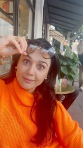Preity Zinta Instagram - Goofing around with my dear friend @danishrenzu Here’s to madness , friendship, creative conversation & trending reels ❤️ #Ting