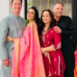 Preity Zinta Instagram - Happy Diwali 🪔 #हैप्पीदिवाली #दिवालीपूजा #Ting
