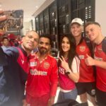 Preity Zinta Instagram - What a thrilling game & an amazing victory last night in Guwahati. Loved that it was a team effort & our young guns are firing, confident & smiling So PROUD of you Prabh ❤️ Great captaincy from Shikhar 👊 It’s good to start this IPL with two back to back wins. Upward & onwards from here @punjabkingsipl #saddesher #jazbahaipunjabi #RRVsPBKS #saddapunjab #ting 🦁 #tataipl2023 Guwahati Assam India