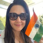 Preity Zinta Instagram - Happy Independence Day to my fellow Indians all over the world from the three of us ❤️#75years of independence #harghartiranga 🇮🇳 #Jaihind #ting