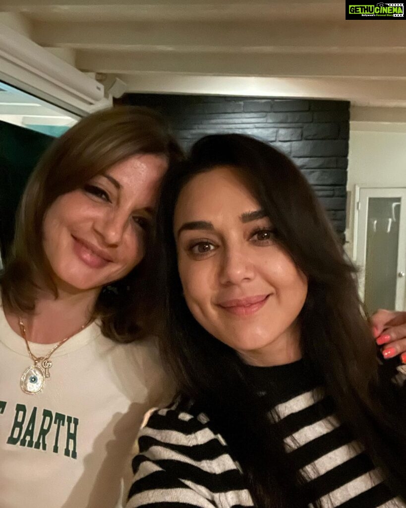 Preity Zinta Instagram - There are friends in life & there are friends for life ❤️ Never a dull moment with you my darling @suzkr Three decades and counting 🤗 #friendsforever #friendslikefamily #ting Los Angeles, California