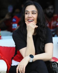 Preity Zinta Instagram - Stadium Vibes ❤️ #TATAIPL #ting 🦁 📸 Iplt20