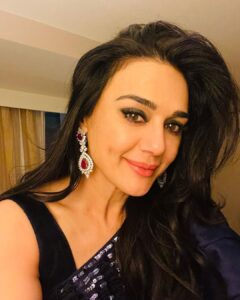 Preity Zinta Instagram - A smile is happiness you will find right under your nose 💕 #ting