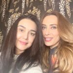 Preity Zinta Instagram - Admit it @vanturiulia 🤩 Life would be so boring without me 🙃 #girlfriends #lunchdate #photodump #ting