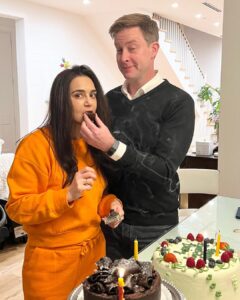 Preity Zinta Instagram - A big thank you 🙏 to all of you for the birthday wishes and for all your love.  This birthday was like no other. We stayed home and I spent most of the day cleaning and sterilizing milk bottles for the kids, then feeding, burping and changing nappies.  I cannot believe I’m saying this but I did not find time to wear a nice dress and get all made up 😂  Inspite of all that, this birthday was special cuz I had my little ones keeping me company and it was just a family affair ❤️ #famjam #ting