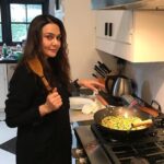 Preity Zinta Instagram - Cooking is one of my favourite things 🤩 Can you guess what’s cooking ? #ting #throwbackthursday #kitchendiaries