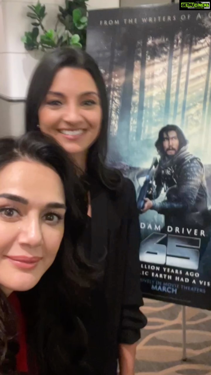 Preity Zinta Instagram - Here’s wishing All the very best to my dearest @za7nab & to the entire cast n crew of @65movie ! Go Check it out folks. It’s playing in a theater near you 👍 #Adamdriver #Ting Sony Studios, Culver City