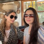 Preity Zinta Instagram - Fun lunch with my girl @cheriedofficial So nice to catch up after so long babe. Thanks for all the mommy tips & for guiding this paranoid new mommy 🤩 #ting