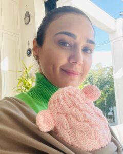 Preity Zinta Instagram - Mommy vibes ❤️❤️