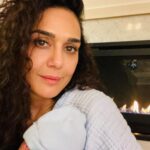 Preity Zinta Instagram - Burp cloths, diapers & babies… I’m loving it all ❤️❤️#ting