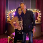 Preity Zinta Instagram - Dubai Nights 🤩#Patiparmeshwar #nightout #hubbylove❤️ #ting Dubai,UAE.