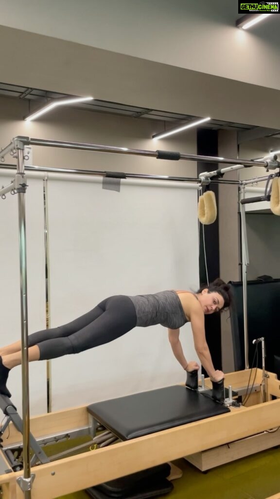 Preity Zinta Instagram - Back to Pilates with Yas ❤️💪👊