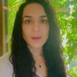 Preity Zinta Instagram - All the best to our team @saintluciakings for the @cplt20 I’m sad I could not attend the games last year & this year but, that will not stop me from being glued to the TV & from cheering for our team 👍 Looking forward to some exciting games & to visiting the beautiful island of St. Lucia in the future. #cricketfever #kiteyenspiwew #SaintLuciaKings #CPL21 #ting ❤️ @fafdup