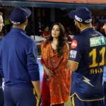 Preity Zinta Instagram - To me the most special time during the game is half time when I get to interact with the crowd. It’s always so much fun 😍Its also nice & stressful when the game goes till the end & becomes a last ball thriller. Here are a few glimpses of everything that happened in the stadium before n after the game 😍 #PBKSvsGT #ting Mohali Cricket Stadium