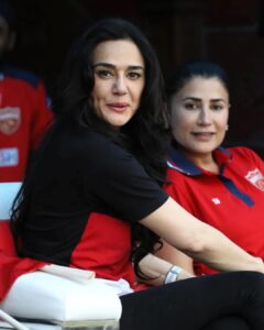 Preity Zinta Instagram - Stadium Vibes ❤️ #TATAIPL #ting 🦁 📸 Iplt20