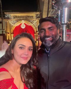 Preity Zinta Instagram - A big congratulations to all the Oscar Nominees I met last night. Crossing my fingers for all you guys 🧿❤️ Thank you @priyankachopra & @anjula_acharia for bringing the artistic community from South Asia together & for celebrating each others achievement. It was such a fun evening 🤩 #aboutlastnight #celebration #oscarnominees #southasianexcellence #ting