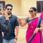 Premi Viswanath Instagram - Friendship is the golden thread that ties the heart of all the world…..❤️❤️❤️ Happiness of 1500 Episode of Karthikadeepam