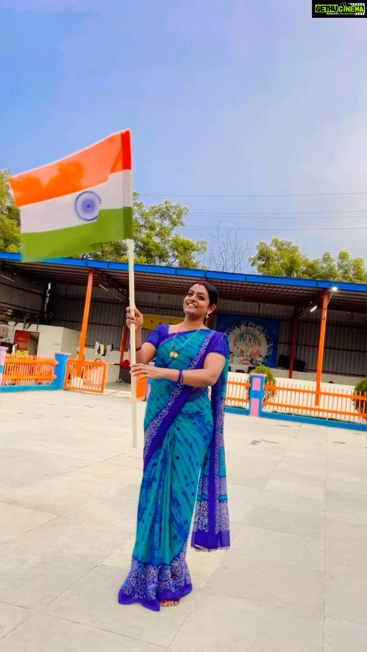 Premi Viswanath Instagram - Let be freedom in mind, soul & body Faith in your words & pride in you nature The celebrations for the 75th anniversary of our Independence has commenced Nationwide. I am humbled to be a part of this #AzadiKaAmritMahotsav Honoring the call of Har Ghar Tiranga from our Honourable Prime Minister Narendra Modi ji, May this Mahotsav continue to inspire us to a greater dedication to Nation building and encourage us all to move forward as one. Thank you. JAI HIND. #75yearsofindependence #harghartiranga
