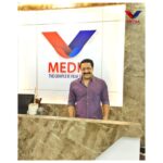Premi Viswanath Instagram - Heartly thankful @renjipanickerofficial for visiting our new venture, @vmediakochi We're glad you've chosen us and we want to show our appreciation by giving you a special incentive. @renjipanickerfanscluboff @renji_panicker #renjipanicker Regards @premi_vishwanath @drvineethbhatt